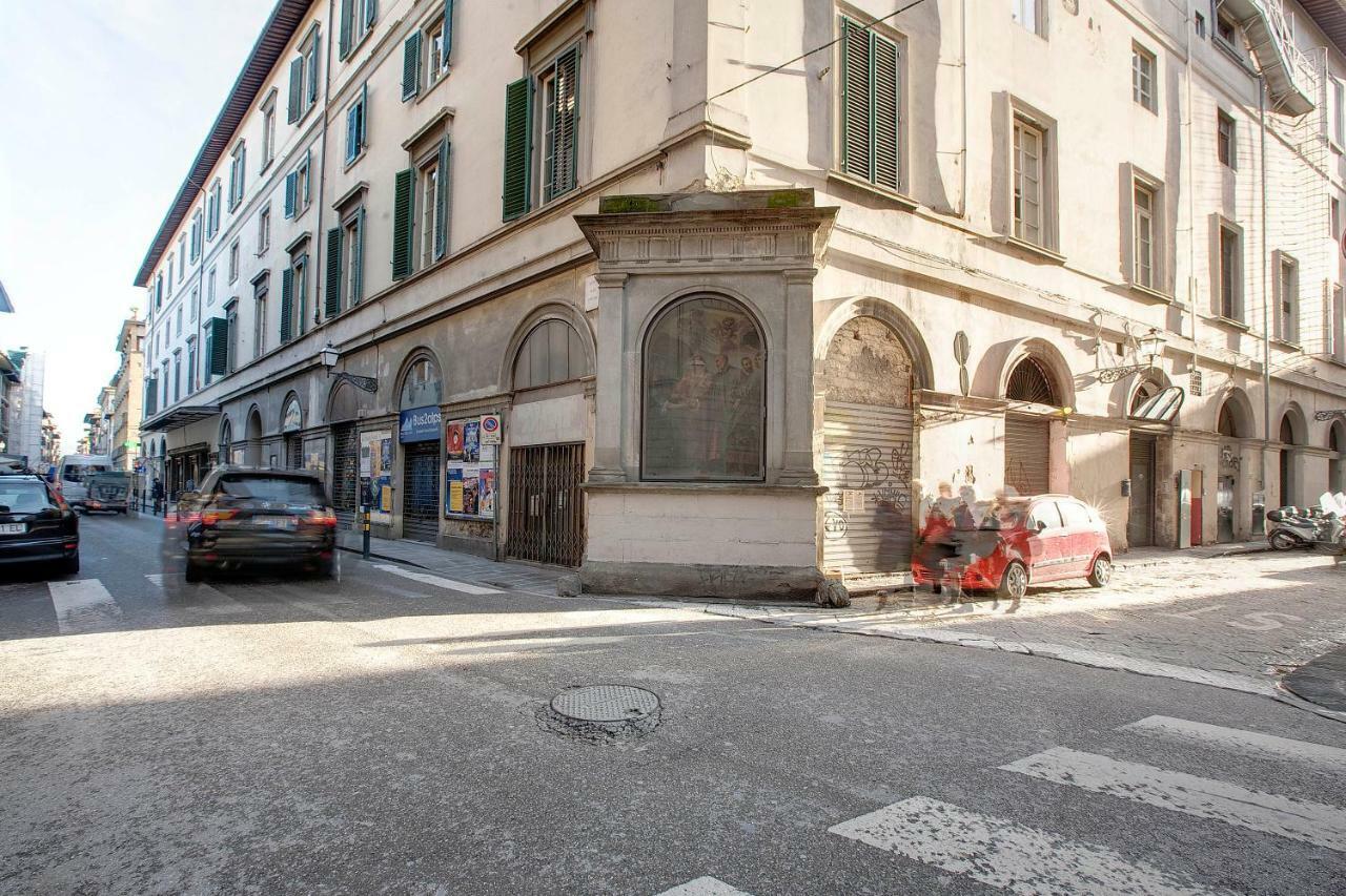 Windows On Firenze Esterno foto